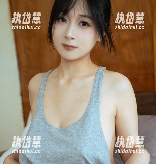浅安安 最新美图一个劲儿地不断冒出!浅安安穿体操服,好像运动了又好像没运动。