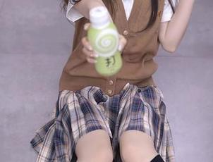 秀人网 – 厨娘日常：周思乔Betty写真合集，爱吃的同时不要忘了挤花。