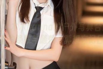 秀人网 – 木木hanna的户外写真合集：山林里的涣散与随性，真想忘记日程