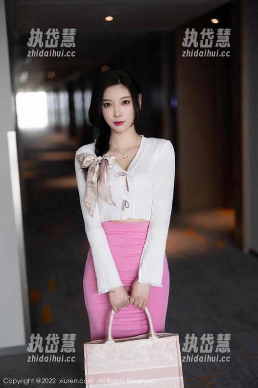 秀人网-杨玉奴 秀人网 - 追随杨玉奴的白衬衫,全套在这里,图片让人禁不住把视线移开又再瞟一次…