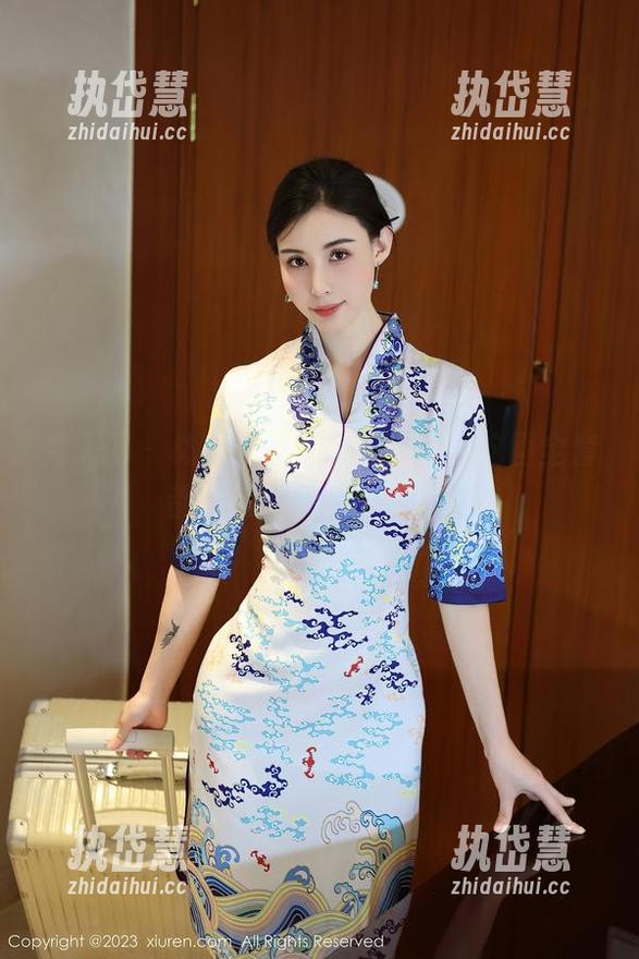 秀人网 - 林文文在天台的偶遇，这回全套都是超乎想象的图包哦