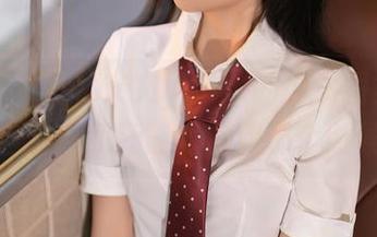 秀人网 – 看林文文yooki的少女图集，悄悄问自己：我还能否回到那个时候呢？