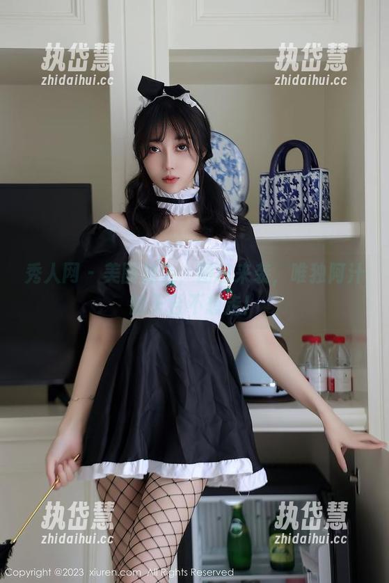 秀人网 - 美图送上，图包来袭，唯独阿汁的天台不想走！
