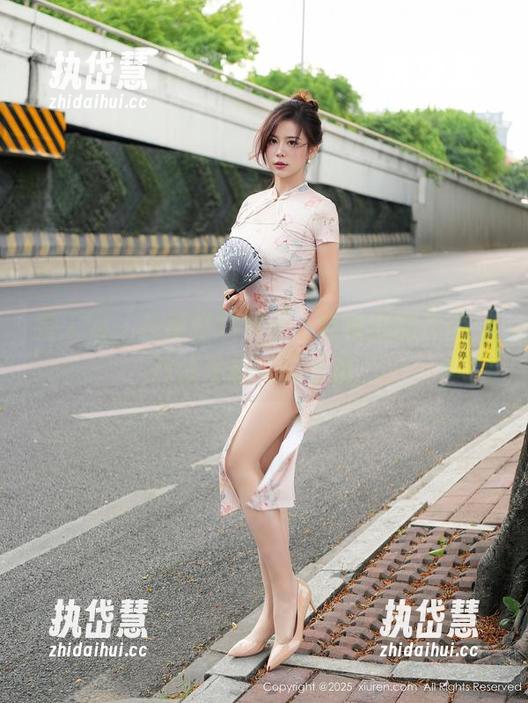 秀人网-陈秋雨 秀人网 - 校服在线展示,陈秋雨的作品,纯洁与叛逆的碰撞。