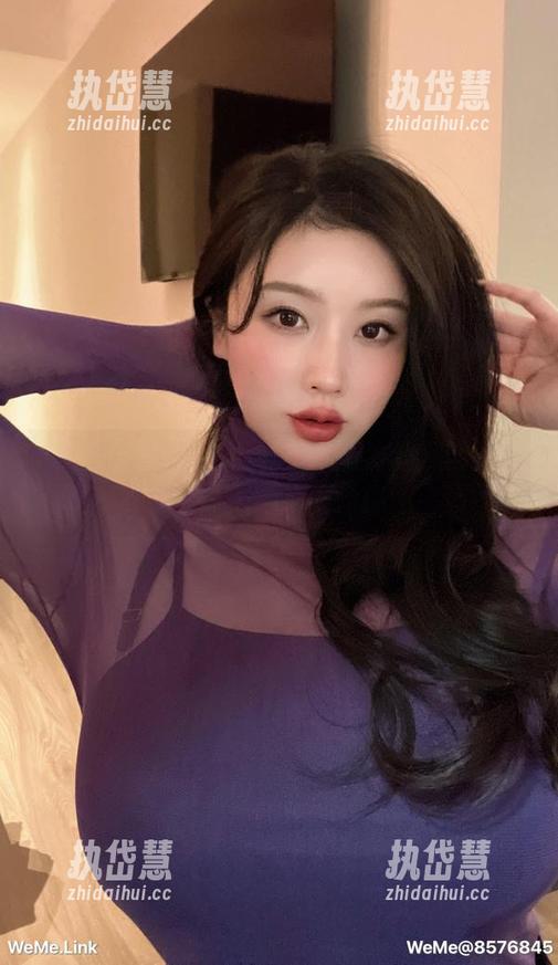 紫色哒豚豚 微密圈 - 引发紫色哒豚豚嫉妒的早期写真图集,随手一拍都是神仙!