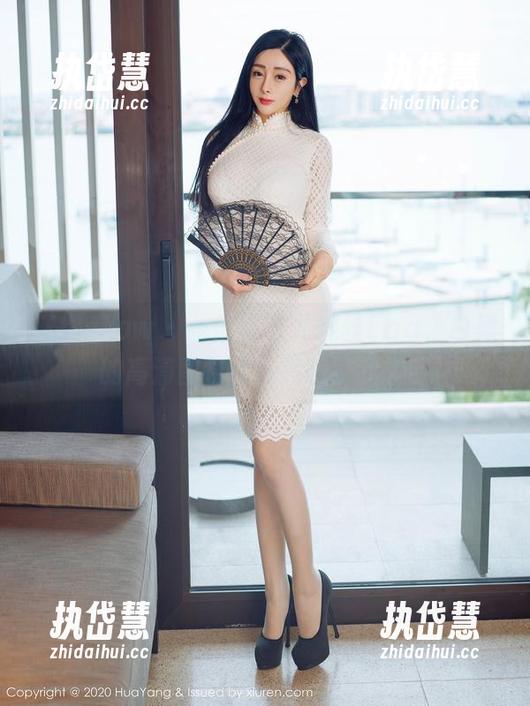 花漾show - 我低估了尤妮丝Egg，白裙的高清图包简直亮瞎了我的眼