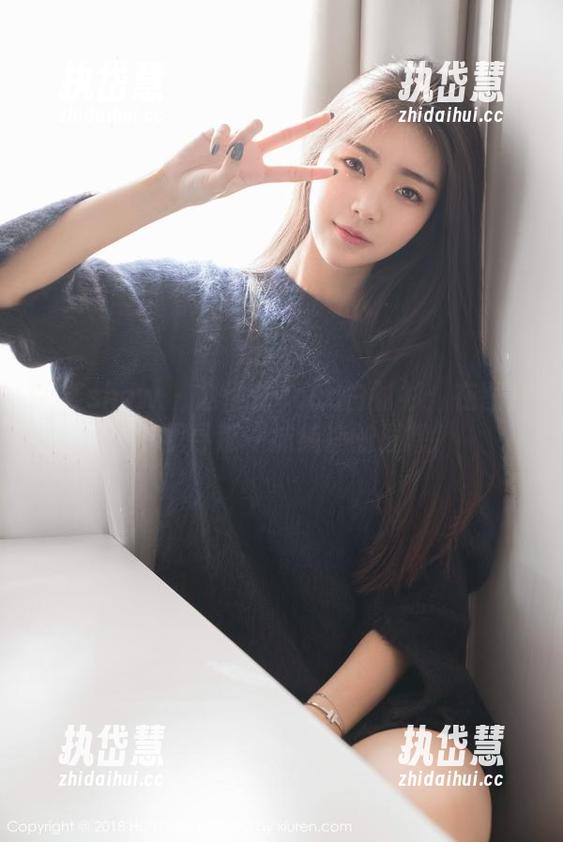 花漾show-赵惟依coco 花漾show - 赵惟依coco白衬衫:在图片中找寻那一抹纯净的遐想