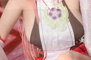 精选出炉！菌烨tako的《Nikke胜利女神米哈拉》：这网页刷新得我都想跳舞了，你准备好了吗？