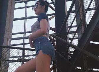 微密圈 – 下载前请做好心理准备，陈佩奇的美脚全套不适合心脏病患者。