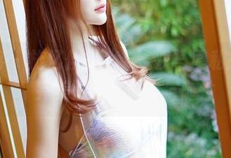 青豆客 – 施忆佳Kitty酱双马尾私拍合集，完美混合了少女与随性