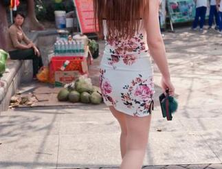 魔镜街拍 – 婷婷的粉裙犀利日常：工作与色彩的不过不失高清轮廓